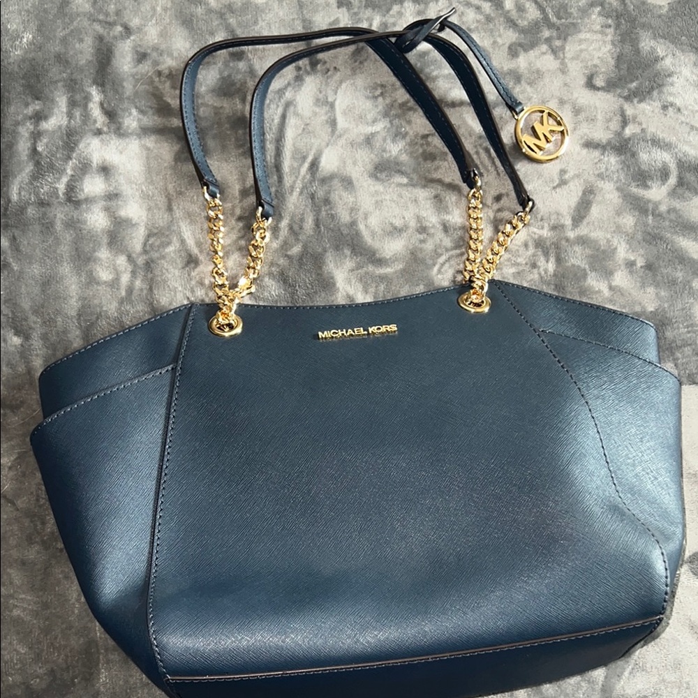 Michael Kors Jet Set Navy Blue Shoulder Bag